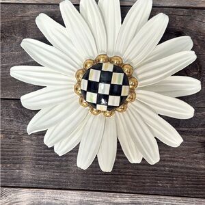 Mackenzie Childs Daisy Wallflower